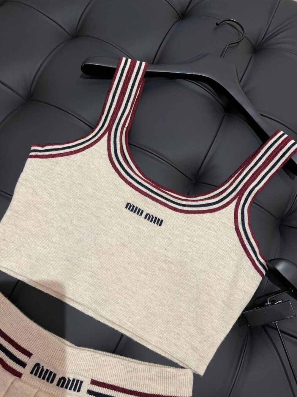 Women's MIUMIU Knitted Set: Vest & Mini Skirt — Size M - Picture 6 of 10